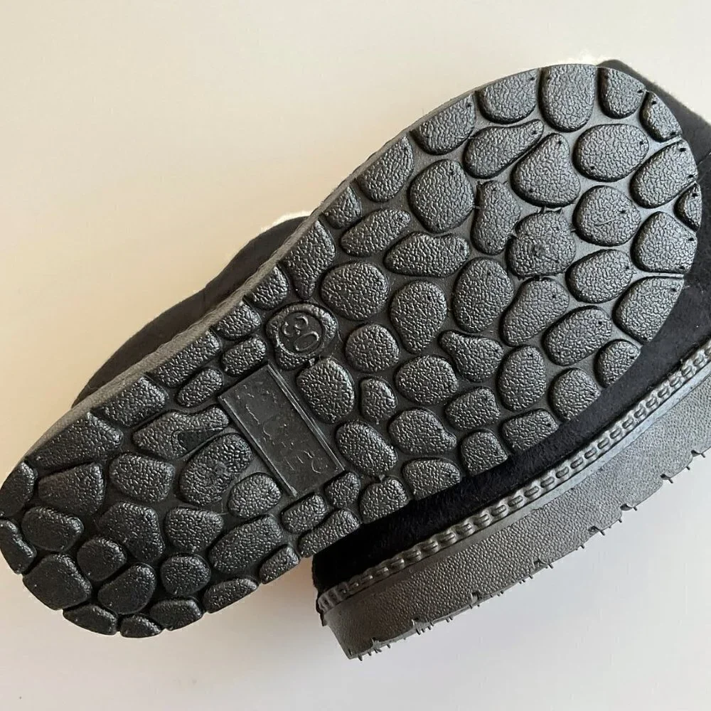 FAUX FUR BLACK BOOTS UNISEX